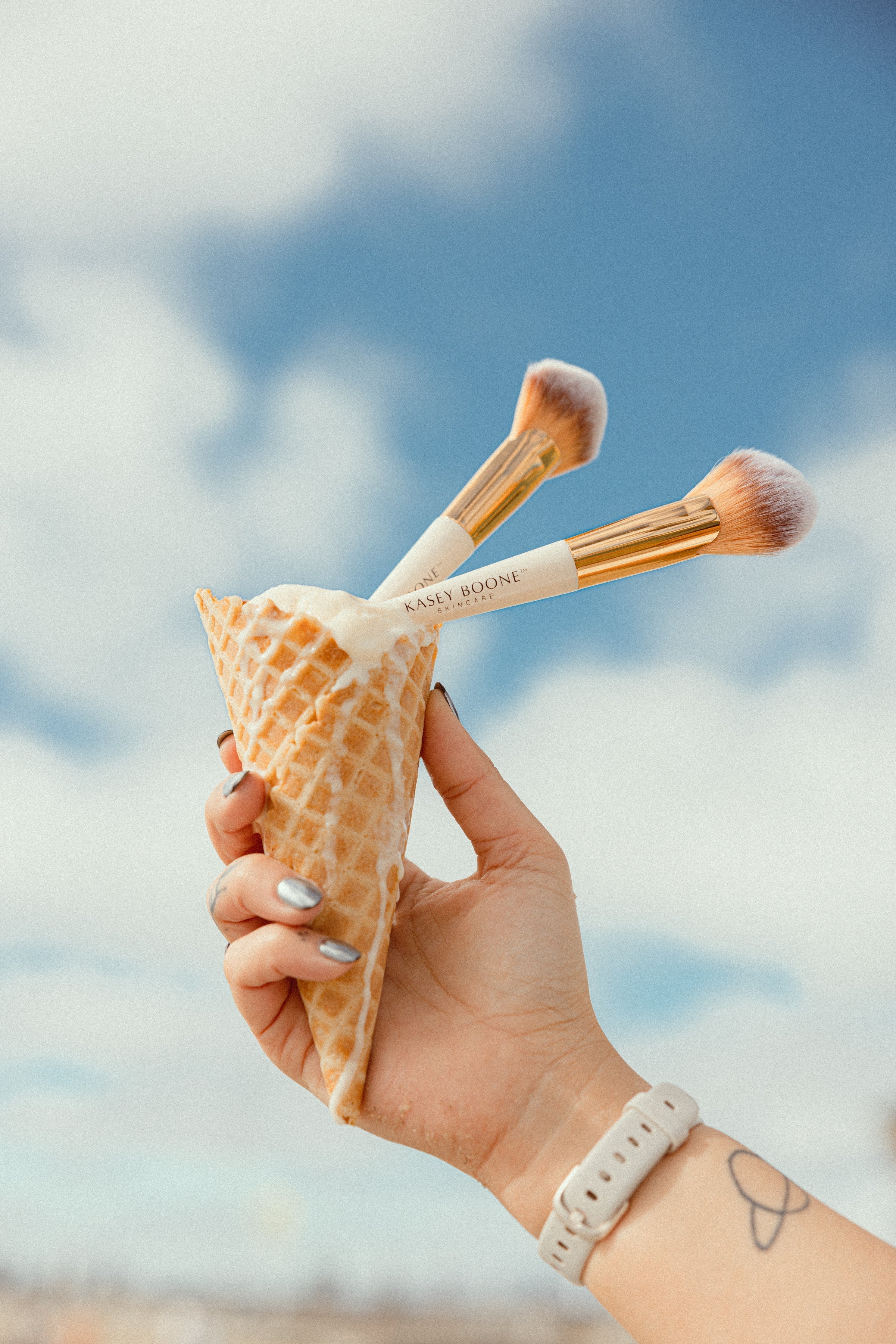 Crème Fan Brush